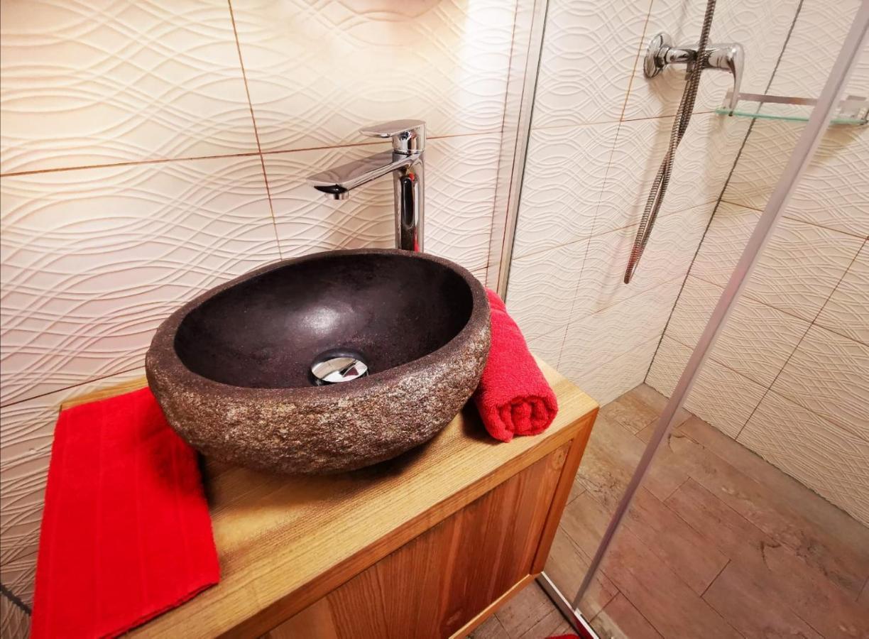 Dd Apartments 滨湖采尔 外观 照片